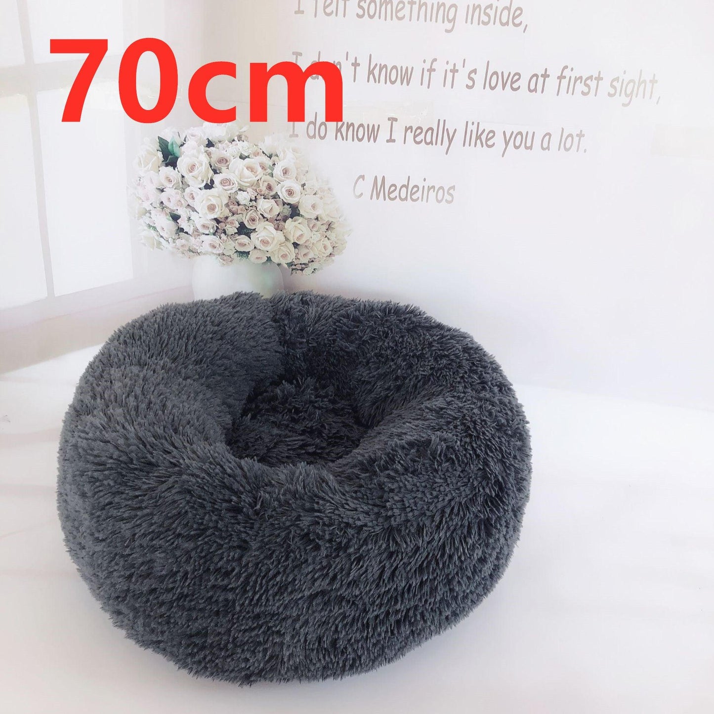 Cozy Haven: Luxurious Round Pet Bed For Winter Comfort-44